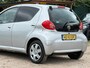 Toyota Aygo 1.0-12V +/ AIRCO/ VELGEN/ ZUINIG