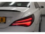 Mercedes-Benz CLA 180 Prestige Aut. [ Stoelverwarming Sportstoelen Navi Cruise ]