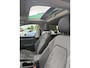 Volkswagen Golf 1.5 eTSI R-Line IQ LED | MASSAGE STOELEN | CAMERA | NAVIGATIE | PANORAMADAK | CRUISECONTROL | STUUR/STOEL VERWARMING | LED PAKKET | PARKEERSENSOREN | VIRTUEEL COCKPITDISPLAY | APPLE CARPLAY & ANDROID AUTO |
