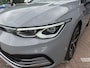 Volkswagen Golf 1.5 eTSI R-Line IQ LED | MASSAGE STOELEN | CAMERA | NAVIGATIE | PANORAMADAK | CRUISECONTROL | STUUR/STOEL VERWARMING | LED PAKKET | PARKEERSENSOREN | VIRTUEEL COCKPITDISPLAY | APPLE CARPLAY & ANDROID AUTO |