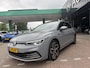 Volkswagen Golf 1.5 eTSI R-Line IQ LED | MASSAGE STOELEN | CAMERA | NAVIGATIE | PANORAMADAK | CRUISECONTROL | STUUR/STOEL VERWARMING | LED PAKKET | PARKEERSENSOREN | VIRTUEEL COCKPITDISPLAY | APPLE CARPLAY & ANDROID AUTO |