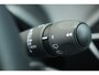 Peugeot 2008 1.2 Hybride Style Aut. | Carplay | Airco | Cruise | Pdc | Centrale deurvergrendeling | | Carplay | Airco | Cruise | Pdc | Centrale deurvergrendeling |