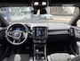 Volvo C40 Recharge Core 69 kWh SOH 93%|| VAN: 33.900,- VOOR: 30.877,- UW WKVOORDEEL: 3.023,-|VOLVO DEALER ONDERHOUDEN| ACHTERUITRIJCAMERA| PANORAMADAK| STOEL + STUURVERWARMING| RIJKLAARPRIJS INCL. 12 MAANDEN BOVAG GARANTIE|