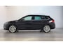 Skoda Scala 1.0 TSI 116pk Business Edition Parkeersensoren Stoelverwarming App Connect DAB+