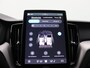 Volvo XC60 2.0 T6 Plug-in hybrid AWD Plus Black Edition Panoramadak, Trekhaak, 21" LM Velgen, 360gr. Camera, Head-Up Display, Elektr. Achterklep, Keyless, Memorystoel