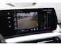 BMW IX2 eDrive20 67 kWh | M-Sport | Camera | Pano | Donkere hemel | Stoel en stuurwielverw. | Draadloos telefoon laden | CarPlay | 19 Inch | DAB+