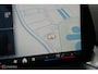 BMW IX2 eDrive20 67 kWh | M-Sport | Camera | Pano | Donkere hemel | Stoel en stuurwielverw. | Draadloos telefoon laden | CarPlay | 19 Inch | DAB+