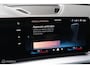BMW IX2 eDrive20 67 kWh | M-Sport | Camera | Pano | Donkere hemel | Stoel en stuurwielverw. | Draadloos telefoon laden | CarPlay | 19 Inch | DAB+