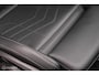 BMW IX2 eDrive20 67 kWh | M-Sport | Camera | Pano | Donkere hemel | Stoel en stuurwielverw. | Draadloos telefoon laden | CarPlay | 19 Inch | DAB+