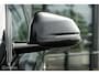 BMW IX2 eDrive20 67 kWh | M-Sport | Camera | Pano | Donkere hemel | Stoel en stuurwielverw. | Draadloos telefoon laden | CarPlay | 19 Inch | DAB+