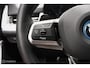 BMW IX2 eDrive20 67 kWh | M-Sport | Camera | Pano | Donkere hemel | Stoel en stuurwielverw. | Draadloos telefoon laden | CarPlay | 19 Inch | DAB+