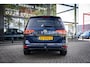 Volkswagen Touran 1.8 TSI 180pk Highline Business R | 7 persoons | Trekhaak | Panoramadak | Led | Navigatie | Stoelverwarming |