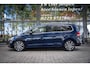Volkswagen Touran 1.8 TSI 180pk Highline Business R | 7 persoons | Trekhaak | Panoramadak | Led | Navigatie | Stoelverwarming |
