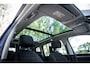 Volkswagen Touran 1.8 TSI 180pk Highline Business R | 7 persoons | Trekhaak | Panoramadak | Led | Navigatie | Stoelverwarming |
