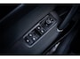 Volkswagen Touran 1.8 TSI 180pk Highline Business R | 7 persoons | Trekhaak | Panoramadak | Led | Navigatie | Stoelverwarming |