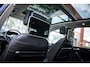 Volkswagen Touran 1.8 TSI 180pk Highline Business R | 7 persoons | Trekhaak | Panoramadak | Led | Navigatie | Stoelverwarming |