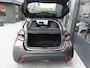 Mazda 2 Hybrid / Toyota Yaris (Navi/Carplay,AdaptiveCruise,Achteruitrijcamera,Keyless,Stoel+Stuurverwarming)