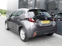 Mazda 2 Hybrid / Toyota Yaris (Navi/Carplay,AdaptiveCruise,Achteruitrijcamera,Keyless,Stoel+Stuurverwarming)