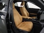Lexus UX 250h Business Line | Navigatie | Lederen Interieur | Camera | DAB | Adaptieve Cruise Control | Dodehoek detectie | LED | Draadloze telefoonlader | Apple CarPlay/Android Auto |