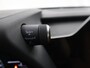 Lexus UX 250h Business Line | Navigatie | Lederen Interieur | Camera | DAB | Adaptieve Cruise Control | Dodehoek detectie | LED | Draadloze telefoonlader | Apple CarPlay/Android Auto |