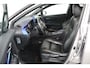 Toyota C-HR / C-HR+ 2.0 Hybrid Bi-Tone (SFEERVERLICHTING, STOELVERWARMING, ACHTERUITRIJCAMERA, PARKEERSENSOREN)