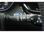 Toyota C-HR / C-HR+ 2.0 Hybrid Bi-Tone (SFEERVERLICHTING, STOELVERWARMING, ACHTERUITRIJCAMERA, PARKEERSENSOREN)