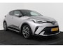 Toyota C-HR / C-HR+ 2.0 Hybrid Bi-Tone (SFEERVERLICHTING, STOELVERWARMING, ACHTERUITRIJCAMERA, PARKEERSENSOREN)