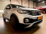 Volkswagen T-Cross 1.0 TSI 95PK Life + NAP|Dealer OH|Adaptive Cruise|Navi|DAB|Apple|Android|Camera|Airco|16"LMV