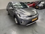 Kia Stonic 1.0 T-GDi MHEV DynamicLine NL Auto, slechts 27663km, zeer nette uitvoering, 1e eigenaar