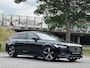 Volvo V90 2.0 T4 R-Design | Blackline | Automaat | Panodak | Trekhaak | Adapt Cruise | Standkachel | Keyless | Incl. btw