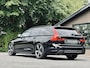 Volvo V90 2.0 T4 R-Design | Blackline | Automaat | Panodak | Trekhaak | Adapt Cruise | Standkachel | Keyless | Incl. btw