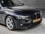 BMW 3-Serie Touring 318i M-Sport | LEER | LED | STOELVERW. | NAP