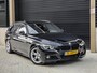 BMW 3-Serie Touring 318i M-Sport | LEER | LED | STOELVERW. | NAP