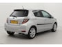Toyota Yaris 1.5 Hybrid Dynamic | Navigatie | Panoramadak | Camera | L.m velgen | Keyless | Armsteun