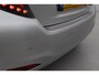 Toyota Yaris 1.5 Hybrid Dynamic | Navigatie | Panoramadak | Camera | L.m velgen | Keyless | Armsteun
