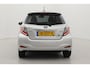 Toyota Yaris 1.5 Hybrid Dynamic | Navigatie | Panoramadak | Camera | L.m velgen | Keyless | Armsteun