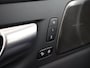 Volvo XC60 2.0 T8 Plug-in hybrid AWD Ultimate Bright | Panoramadak | Stoel/Stuurverwarming | Cruise Control Adaptief | Harman / Kardon | Elektr. Achterklep | 21"Lichtmetalen Velgen |