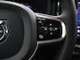 Volvo XC60 2.0 T6 Plug-in hybrid AWD Plus Dark Ele. trekhaak | Panoramadak | Digitaal Dashboard | Contourstoelen | Stoelverwarming V + A | Camera 360° | DAB | Apple CarPlay/Android Auto | Stuurverwarming | Adaptieve Cruise Control | Ele. kofferdeksel | Ele. verstelbare stoel + geheugen |