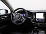 Volvo XC60 2.0 T6 Plug-in hybrid AWD Plus Dark Ele. trekhaak | Panoramadak | Digitaal Dashboard | Contourstoelen | Stoelverwarming V + A | Camera 360° | DAB | Apple CarPlay/Android Auto | Stuurverwarming | Adaptieve Cruise Control | Ele. kofferdeksel | Ele. verstelbare stoel + geheugen |