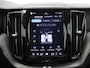 Volvo XC60 2.0 T6 Plug-in hybrid AWD Plus Dark Ele. trekhaak | Panoramadak | Digitaal Dashboard | Contourstoelen | Stoelverwarming V + A | Camera 360° | DAB | Apple CarPlay/Android Auto | Stuurverwarming | Adaptieve Cruise Control | Ele. kofferdeksel | Ele. verstelbare stoel + geheugen |