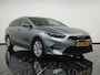Kia Ceed Sportswagon 1.0 T-GDi 100PK DynamicPlusLine - Navigatie - Camera - Keyless entry - Stoel- en stuurverwarming - Half leder/stof - Fabrieksgarantie tot 09-2031