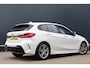 BMW 1-Serie 118i Business Edition M-sport | Automaat | Live Cockpit | Sfeerverlichting