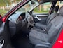 Dacia Logan MCV 1.6-16V Lauréate Ruime voertuig met een NWE APK