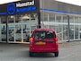 Dacia Logan MCV 1.6-16V Lauréate Ruime voertuig met een NWE APK