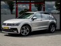 Volkswagen Tiguan 1.4 TSI ACT Highline R-Line | Camera | Schuif/ Kantel Pano Dak | Stoelverwarming | ErgoActive Massage | Verwarmd Voorruit | Virtual Cockpit | Adaptieve Cruise Control | Navigatie |