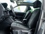 Volkswagen Tiguan 1.4 TSI ACT Highline R-Line | Camera | Schuif/ Kantel Pano Dak | Stoelverwarming | ErgoActive Massage | Verwarmd Voorruit | Virtual Cockpit | Adaptieve Cruise Control | Navigatie |