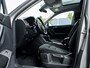 Volkswagen Tiguan 1.4 TSI ACT Highline R-Line | Camera | Schuif/ Kantel Pano Dak | Stoelverwarming | ErgoActive Massage | Verwarmd Voorruit | Virtual Cockpit | Adaptieve Cruise Control | Navigatie |