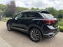Volkswagen T-Roc 1.5 TSI Sport | Camera | Automaat | DigiDash | Adaptive | CarPlay |