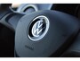 Volkswagen Up! 1.0 Move Up! 65 pk 5 drs aircoECC/pdc/cruise 13.900 km!