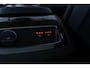 Volvo V90 2.0 T6 Plug-in hybrid AWD Plus Dark | Adaptieve Cruise Control | Panoramadak | 360° Parkeercamera | Harman Kardon Audio | Stoel-/Stuur-/Voorruitverwarming | Dodehoek Detectie | Trekhaak |